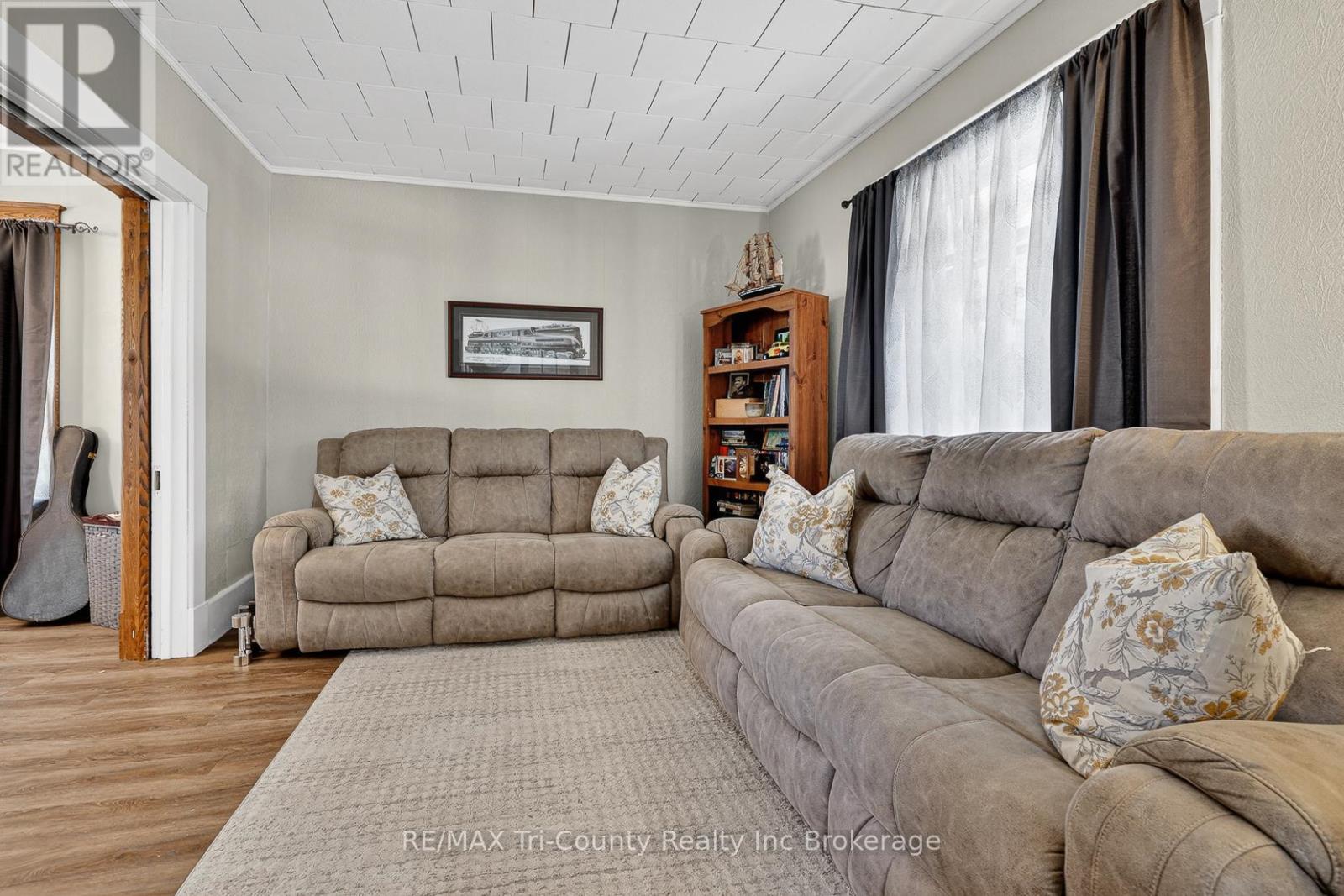 335 Broadway Street, Tillsonburg, Ontario  N4G 3S4 - Photo 12 - X13513744