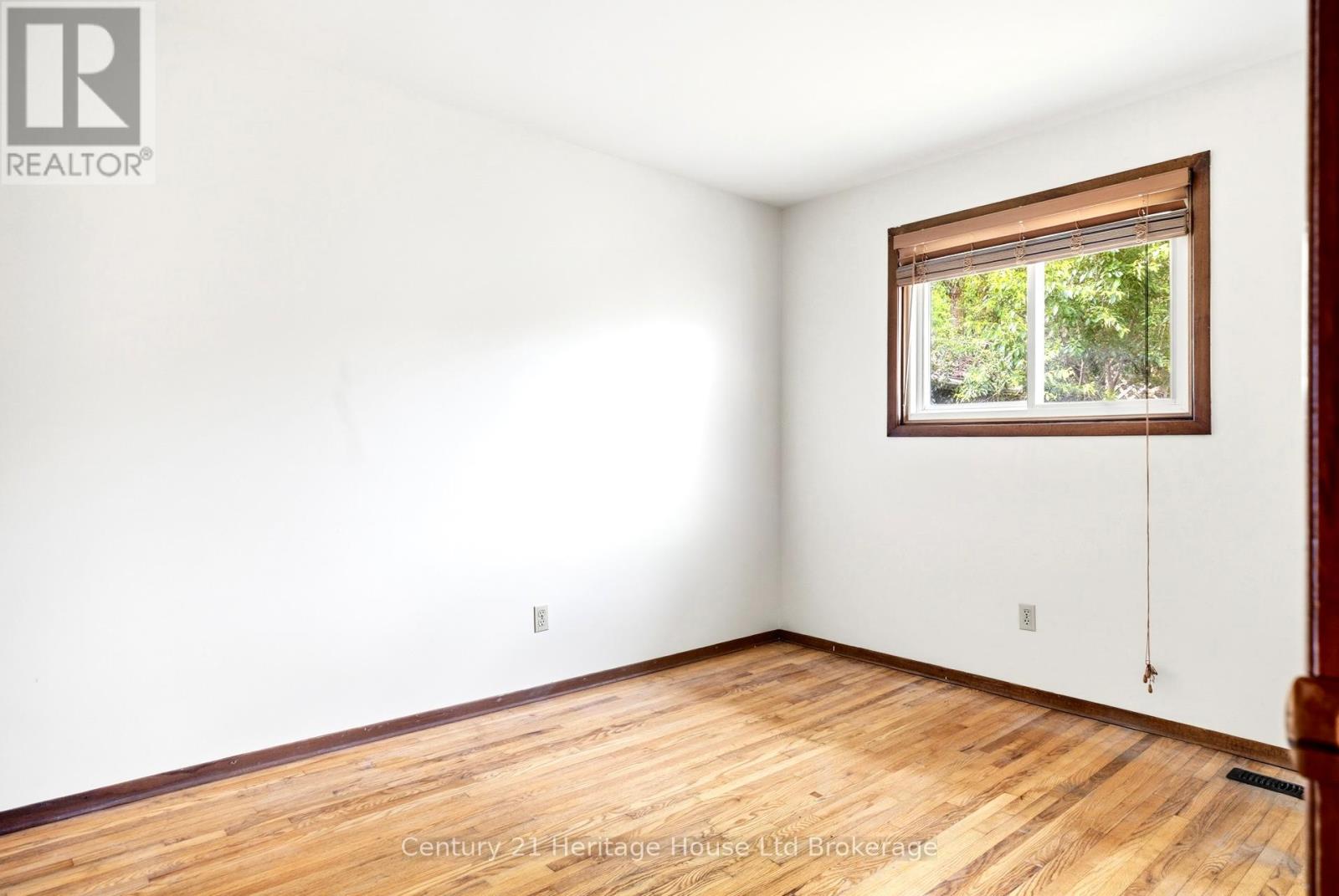 34 Dudley Crescent, London South (South Y), Ontario  N6E 1S4 - Photo 14 - X13518118