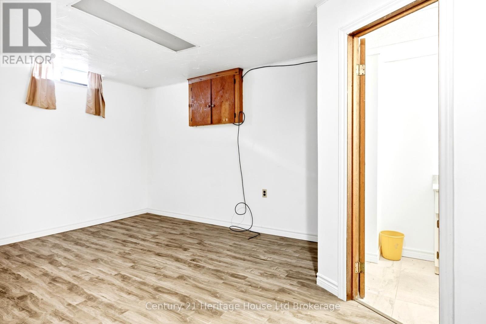 34 Dudley Crescent, London South (South Y), Ontario  N6E 1S4 - Photo 17 - X13518118