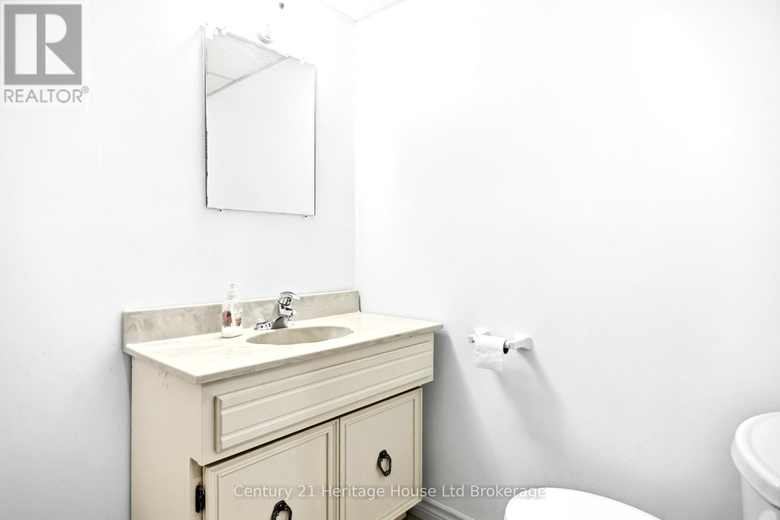 34 Dudley Crescent, London South (South Y), Ontario  N6E 1S4 - Photo 19 - X13518118