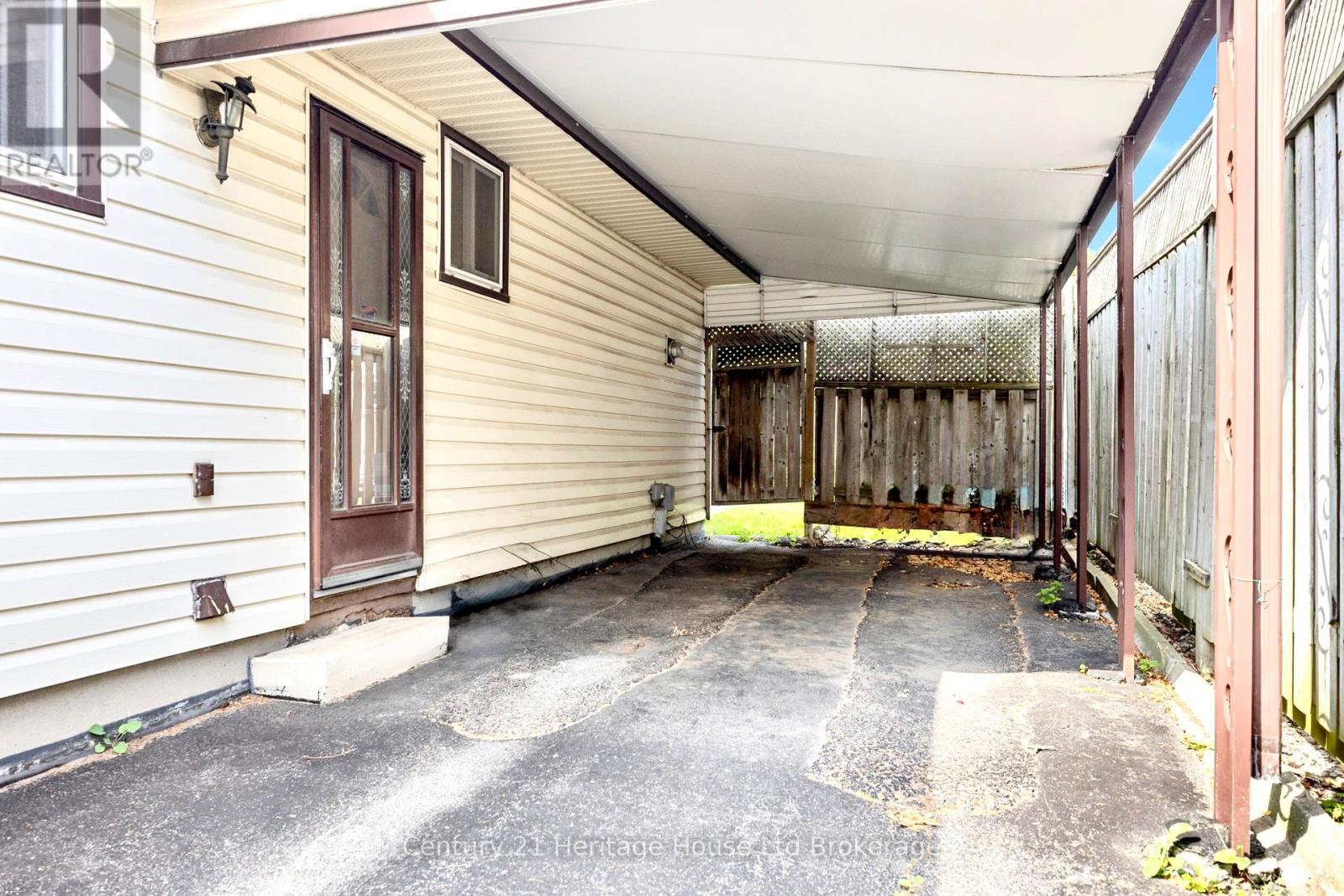 34 Dudley Crescent, London South (South Y), Ontario  N6E 1S4 - Photo 4 - X13518118