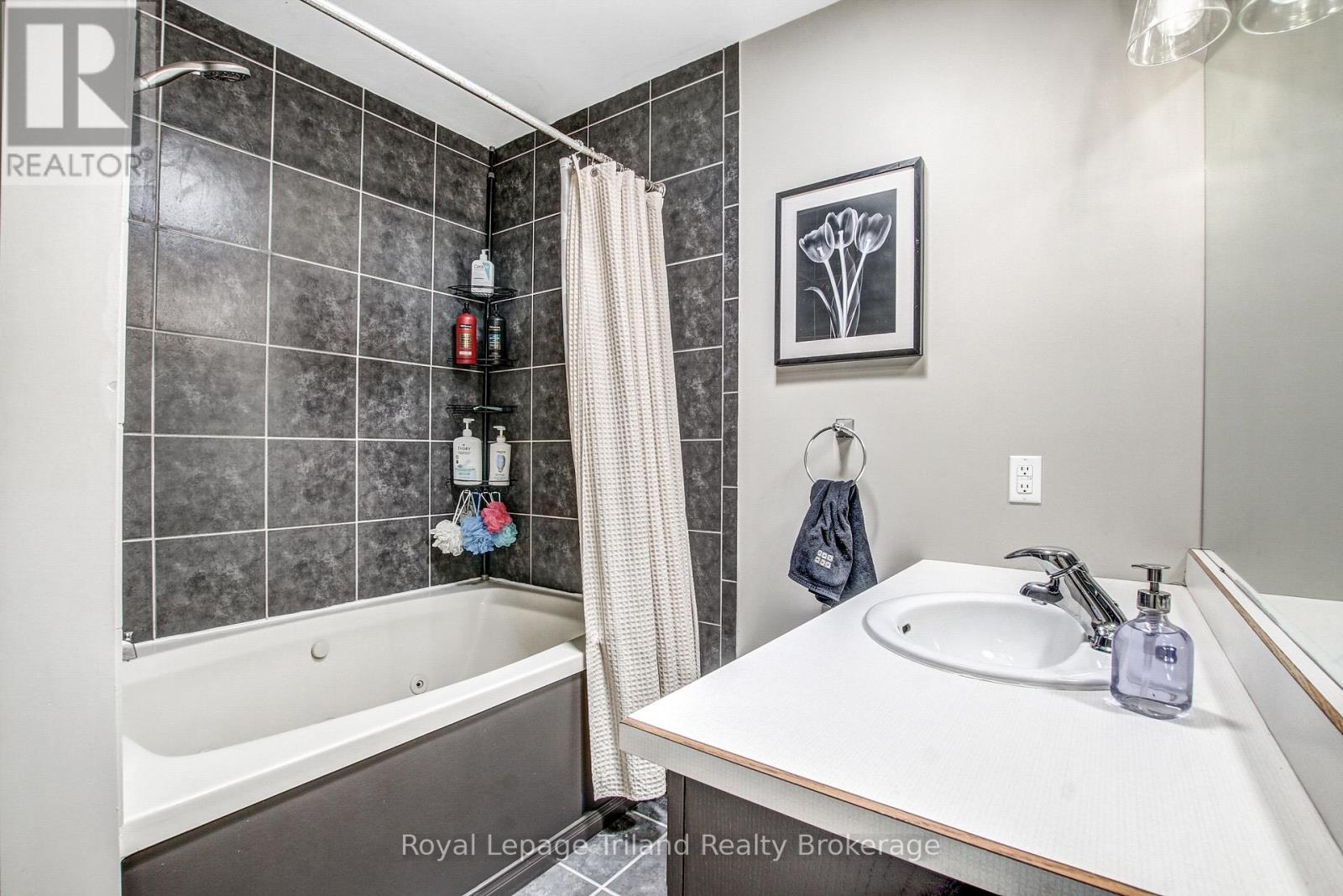 56525 Heritage Line, Bayham, Ontario  N0J 1Y0 - Photo 11 - X13518266