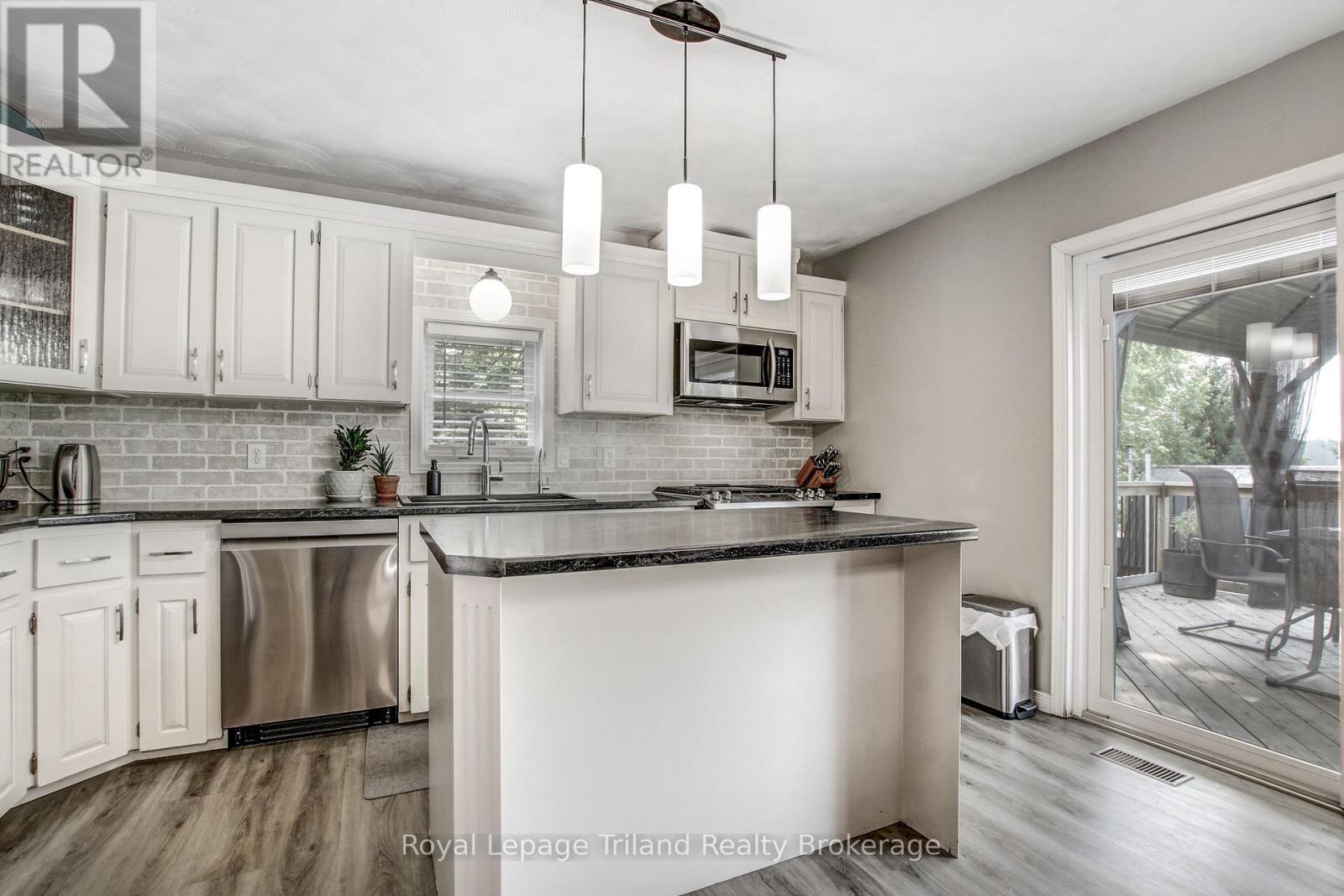 56525 Heritage Line, Bayham, Ontario  N0J 1Y0 - Photo 8 - X13518266
