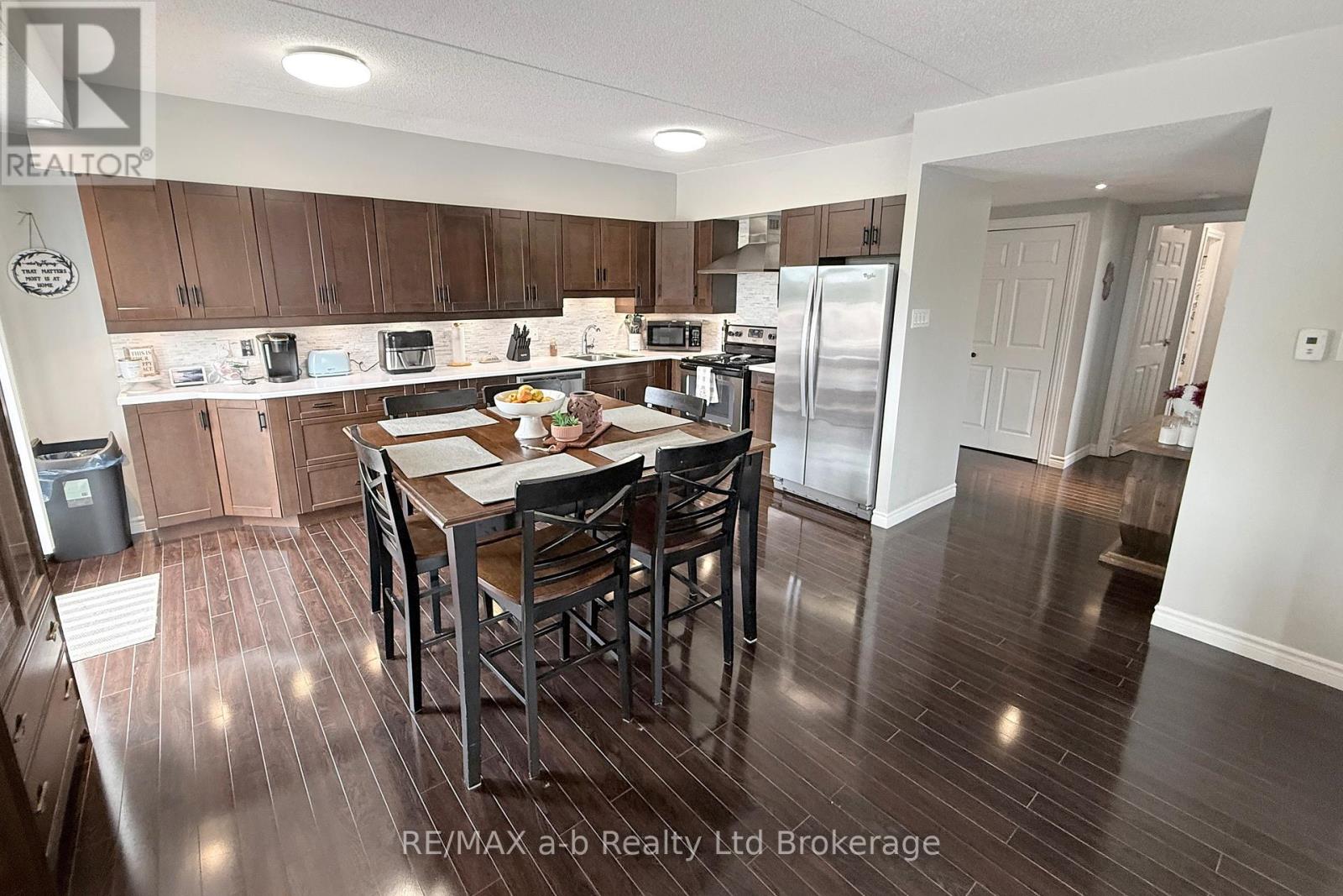303 - 159 Ferguson Drive, Woodstock (Woodstock - South), Ontario  N4V 1A9 - Photo 8 - X13523942