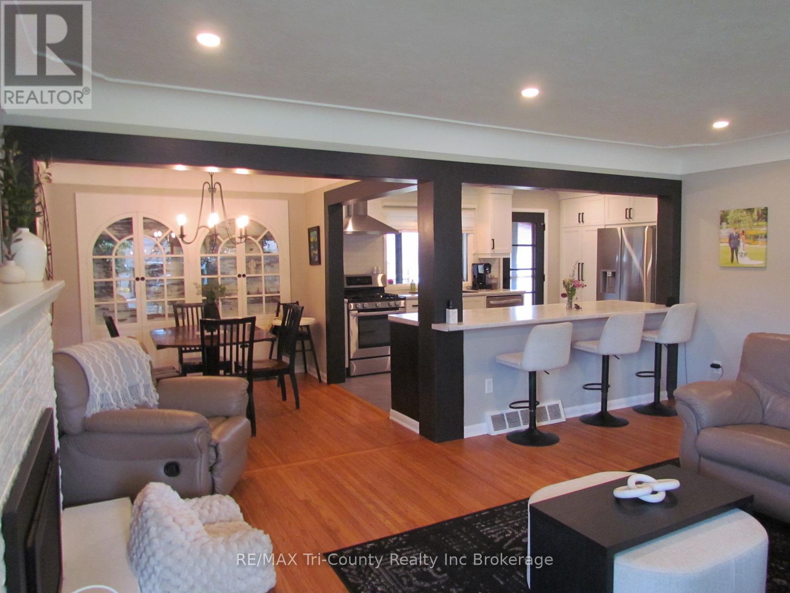 30 Fairfield Crescent, Tillsonburg, Ontario  N4G 2B4 - Photo 5 - X13525430