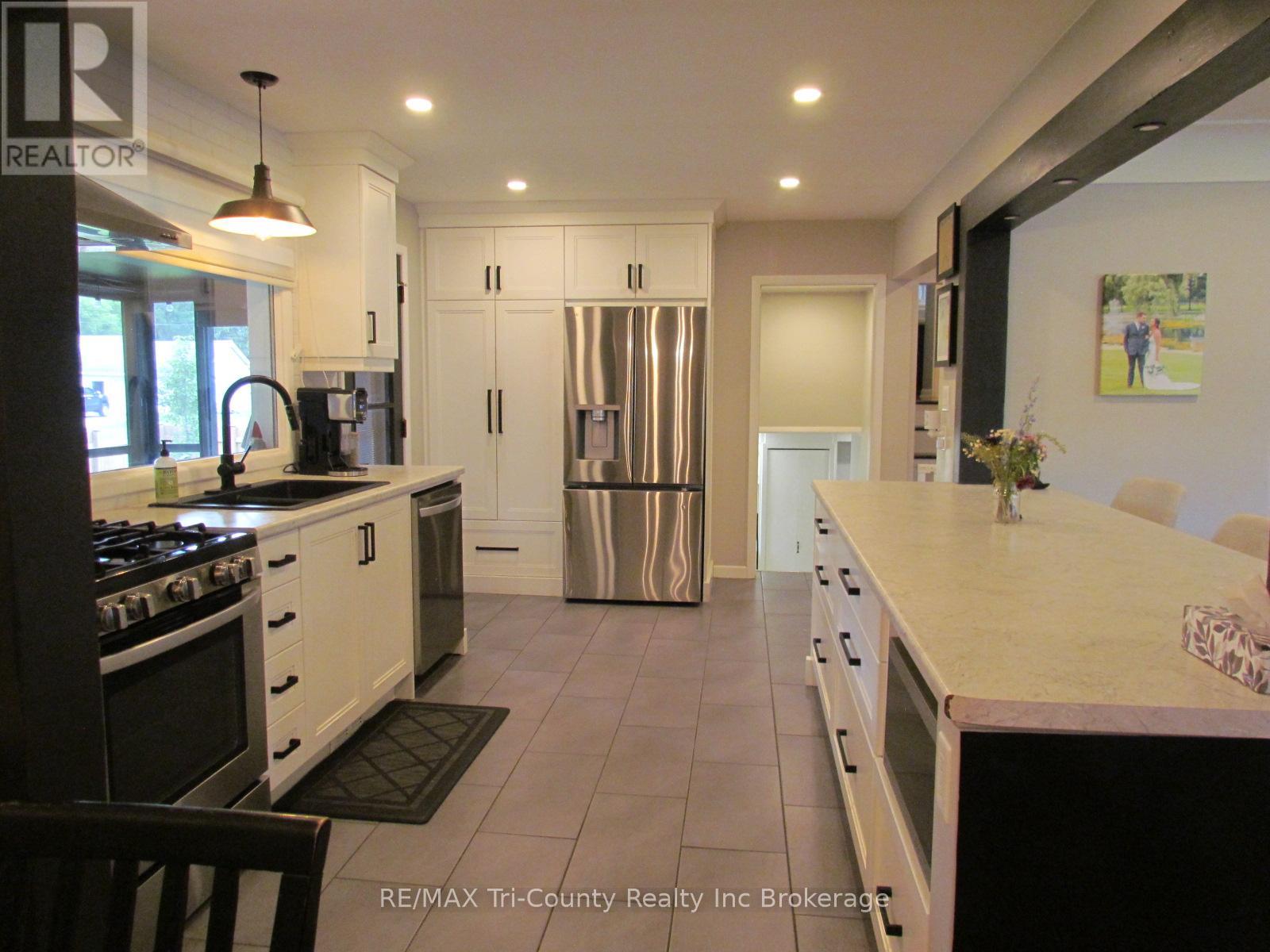 30 Fairfield Crescent, Tillsonburg, Ontario  N4G 2B4 - Photo 8 - X13525430