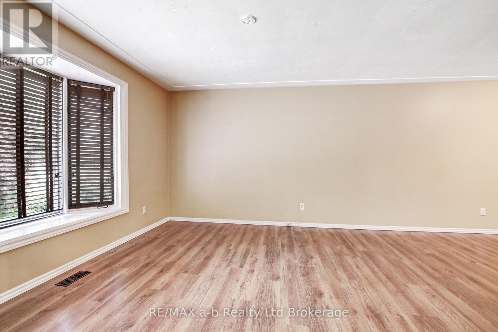 1292 Sorrel Road, London East (East E), Ontario  N5V 2N7 - Photo 10 - X13525572