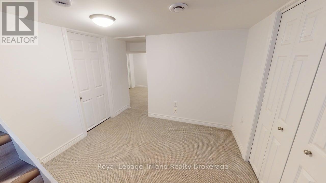 279 Vansittart Avenue, Woodstock (Woodstock - North), Ontario  N4S 6G4 - Photo 10 - X13529490
