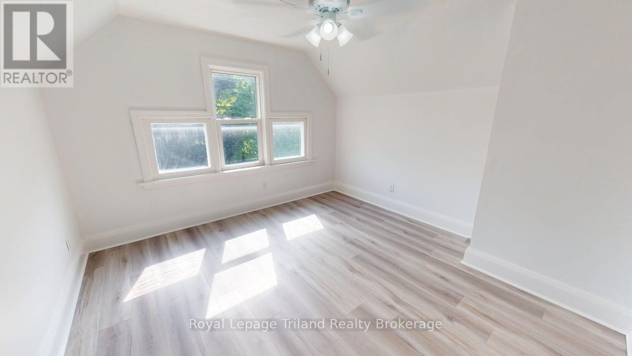 279 Vansittart Avenue, Woodstock (Woodstock - North), Ontario  N4S 6G4 - Photo 20 - X13529490