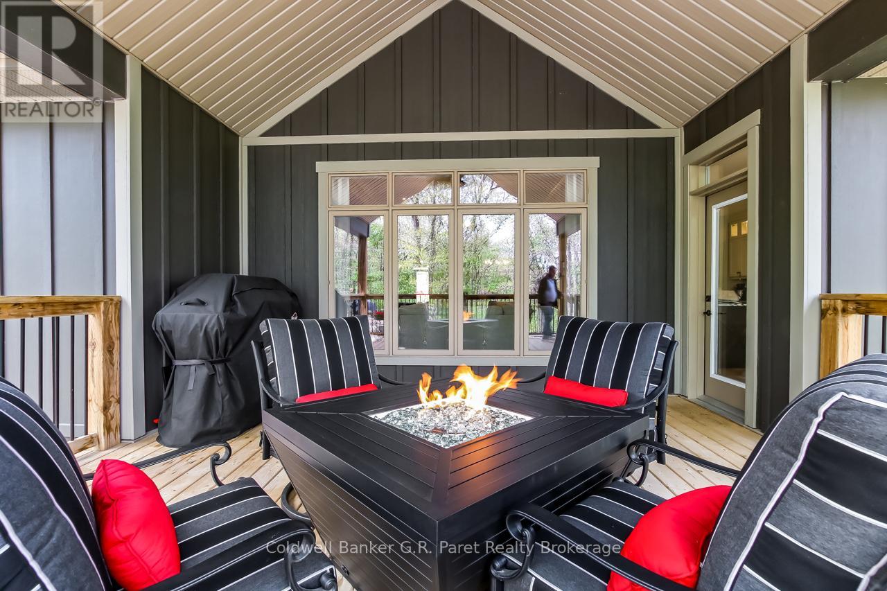 10151 Pinery Bluffs Road, Lambton Shores (Grand Bend), Ontario  N0M 1T0 - Photo 40 - X13532726