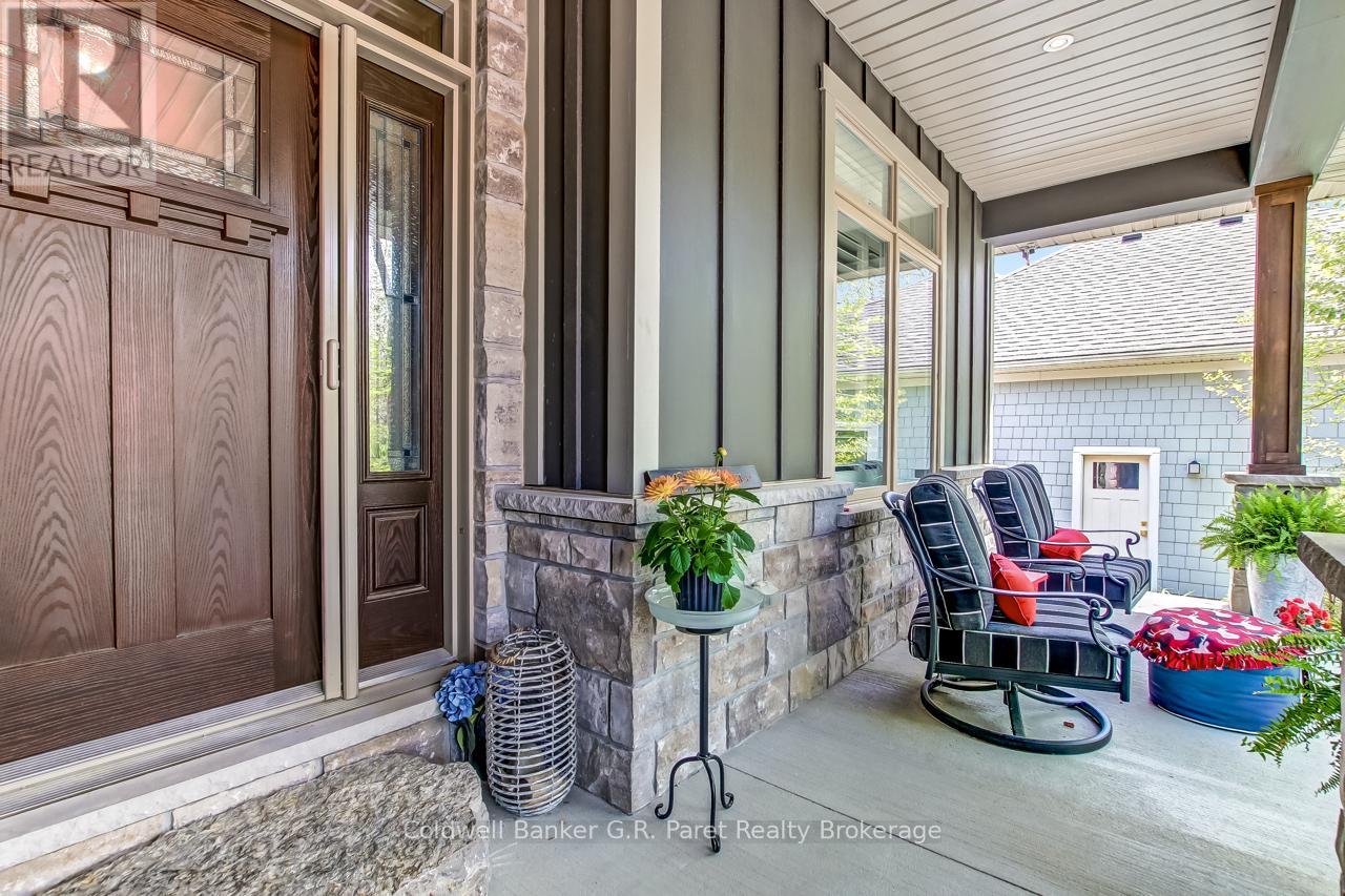 10151 Pinery Bluffs Road, Lambton Shores (Grand Bend), Ontario  N0M 1T0 - Photo 5 - X13532726