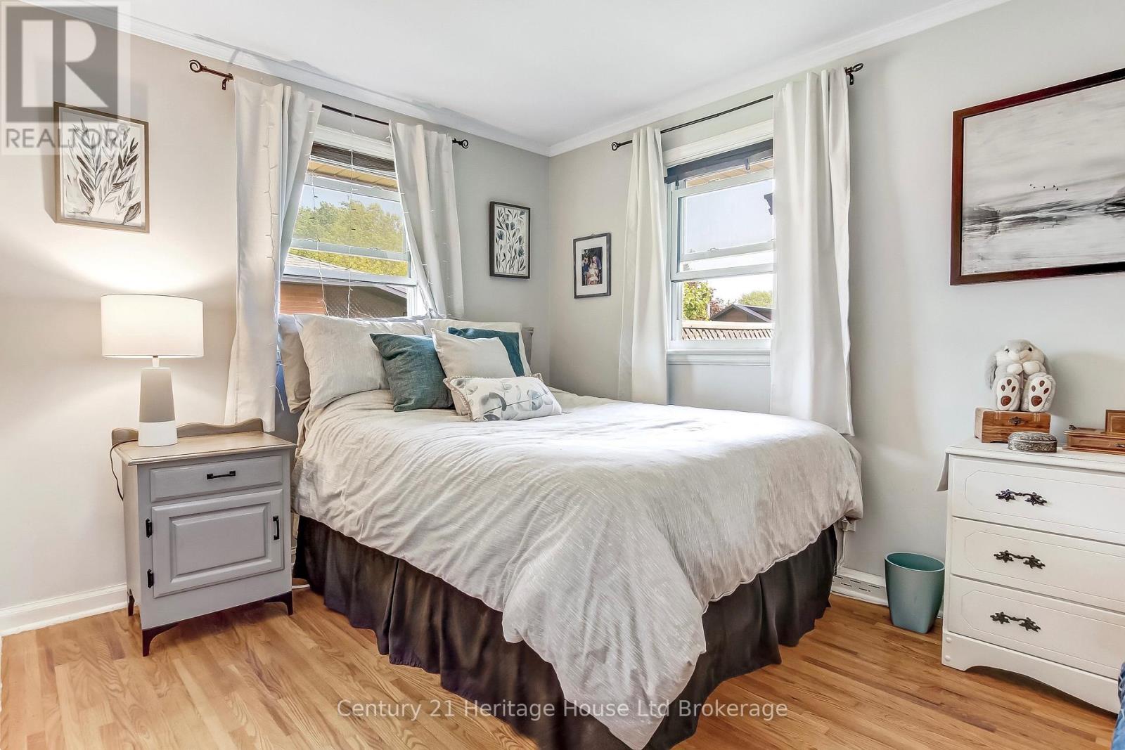 219 Brock Street, Zorra (Thamesford), Ontario  N0M 2M0 - Photo 12 - X13532830