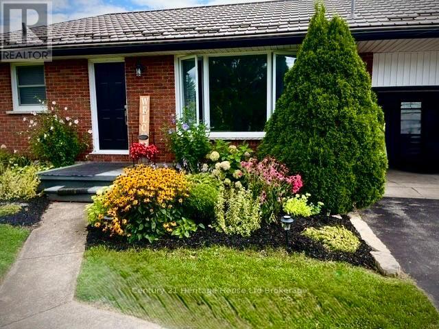 219 Brock Street, Zorra (Thamesford), Ontario  N0M 2M0 - Photo 2 - X13532830
