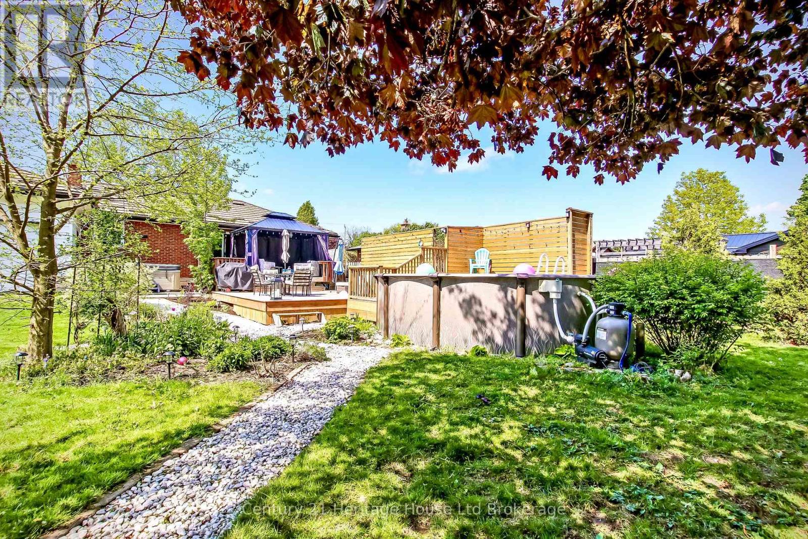 219 Brock Street, Zorra (Thamesford), Ontario  N0M 2M0 - Photo 34 - X13532830