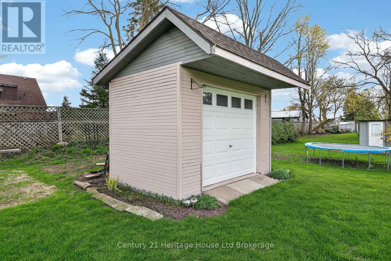 69 Bee Street, Woodstock (Woodstock - South), Ontario  N4S 3Z2 - Photo 38 - X13532916
