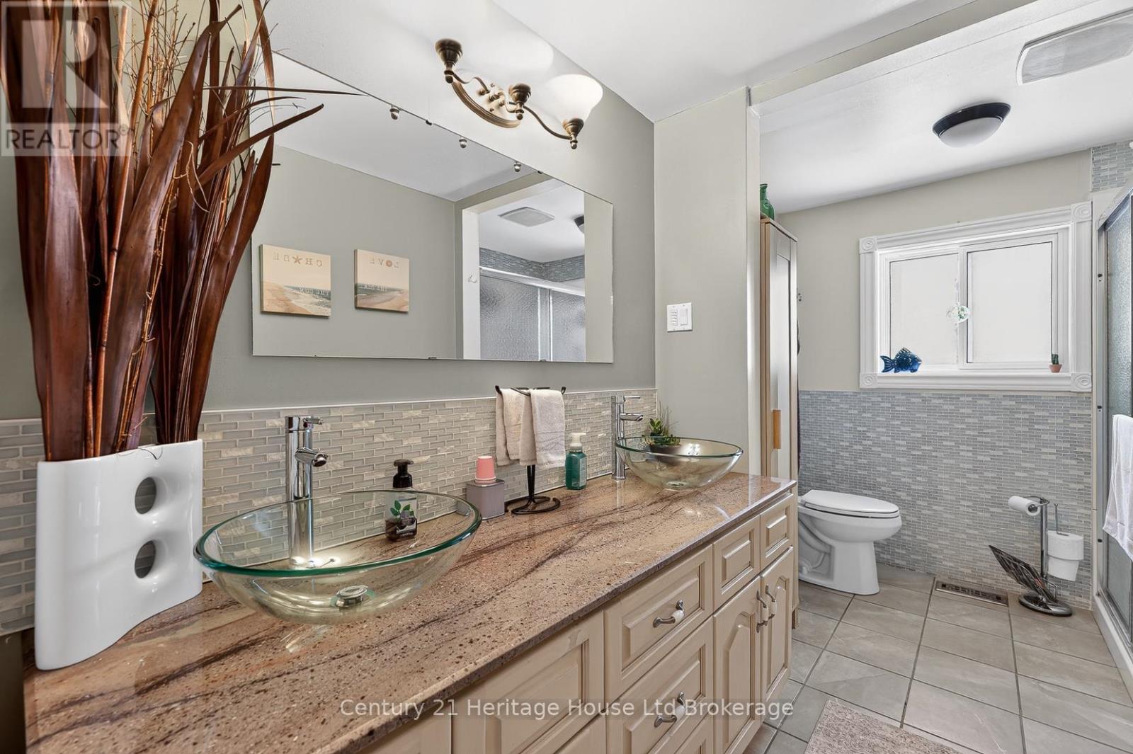 12 Jubilee Place, Woodstock (Woodstock - North), Ontario  N4S 7H2 - Photo 24 - X13532952