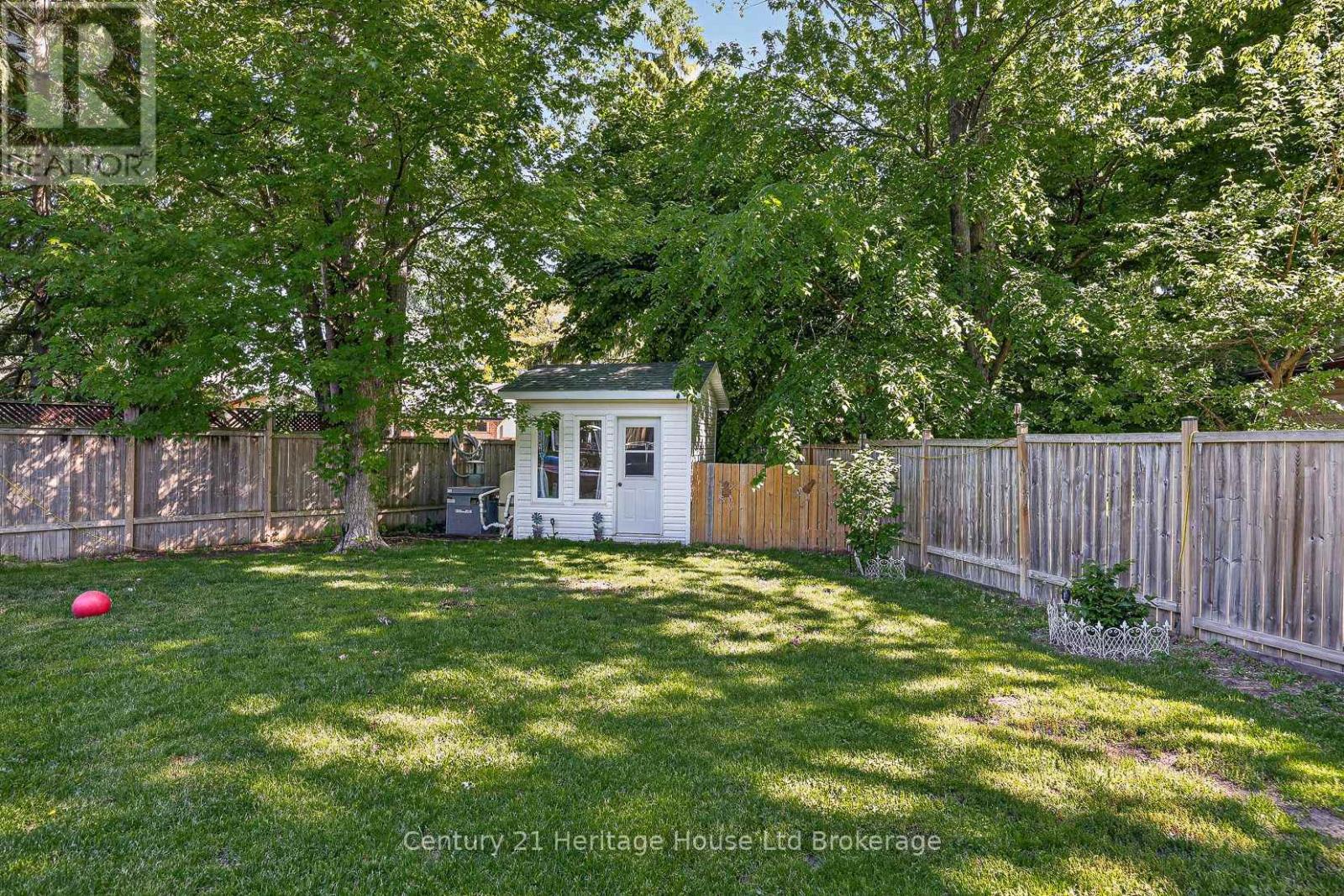 12 Jubilee Place, Woodstock (Woodstock - North), Ontario  N4S 7H2 - Photo 39 - X13532952