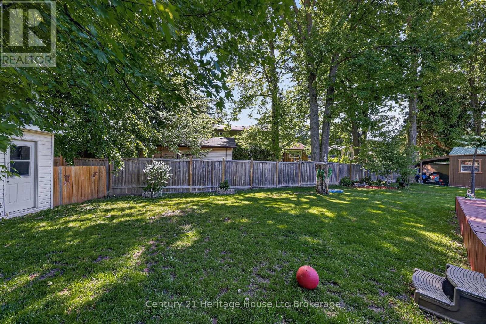 12 Jubilee Place, Woodstock (Woodstock - North), Ontario  N4S 7H2 - Photo 42 - X13532952