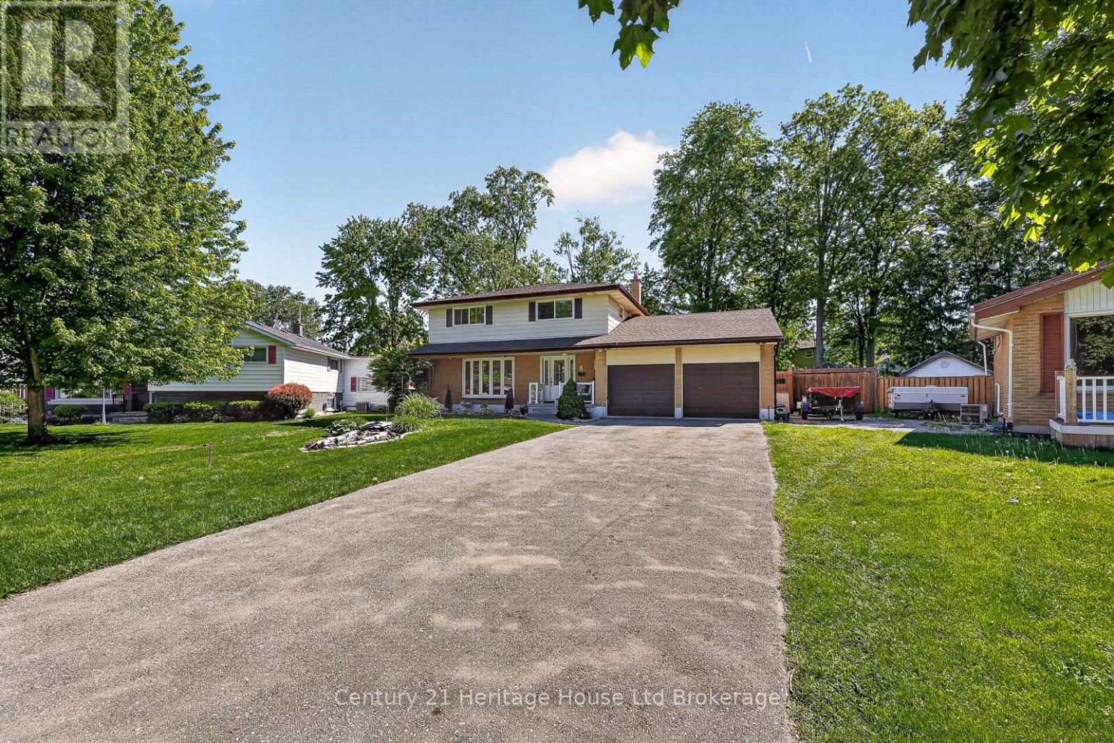 12 Jubilee Place, Woodstock (Woodstock - North), Ontario  N4S 7H2 - Photo 7 - X13532952