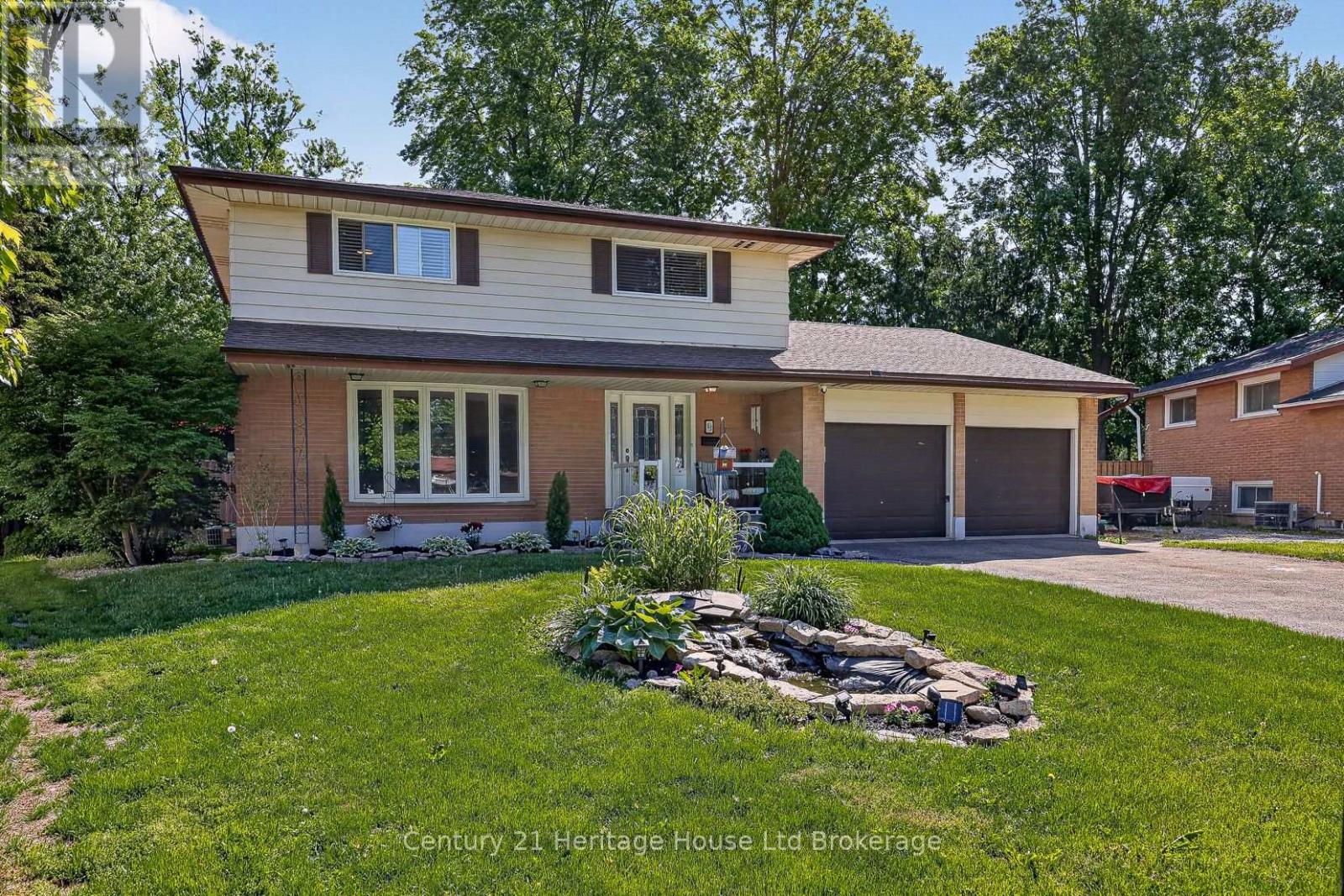12 Jubilee Place, Woodstock (Woodstock - North), Ontario  N4S 7H2 - Photo 8 - X13532952