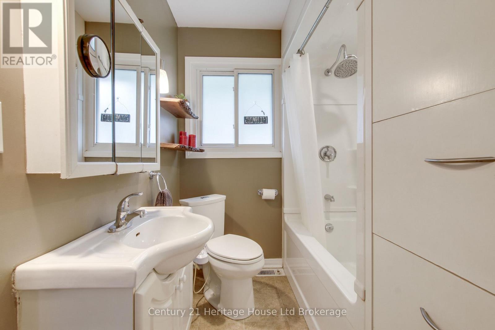 683 College Avenue, Woodstock (Woodstock - South), Ontario  N4S 2C6 - Photo 13 - X13533828