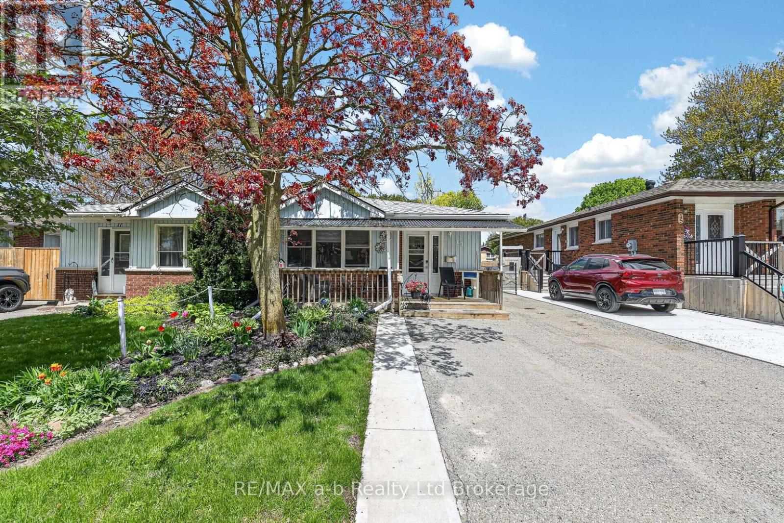 13 Witty Avenue, Ingersoll (Ingersoll - South), Ontario  N5C 3N9 - Photo 2 - X13536274