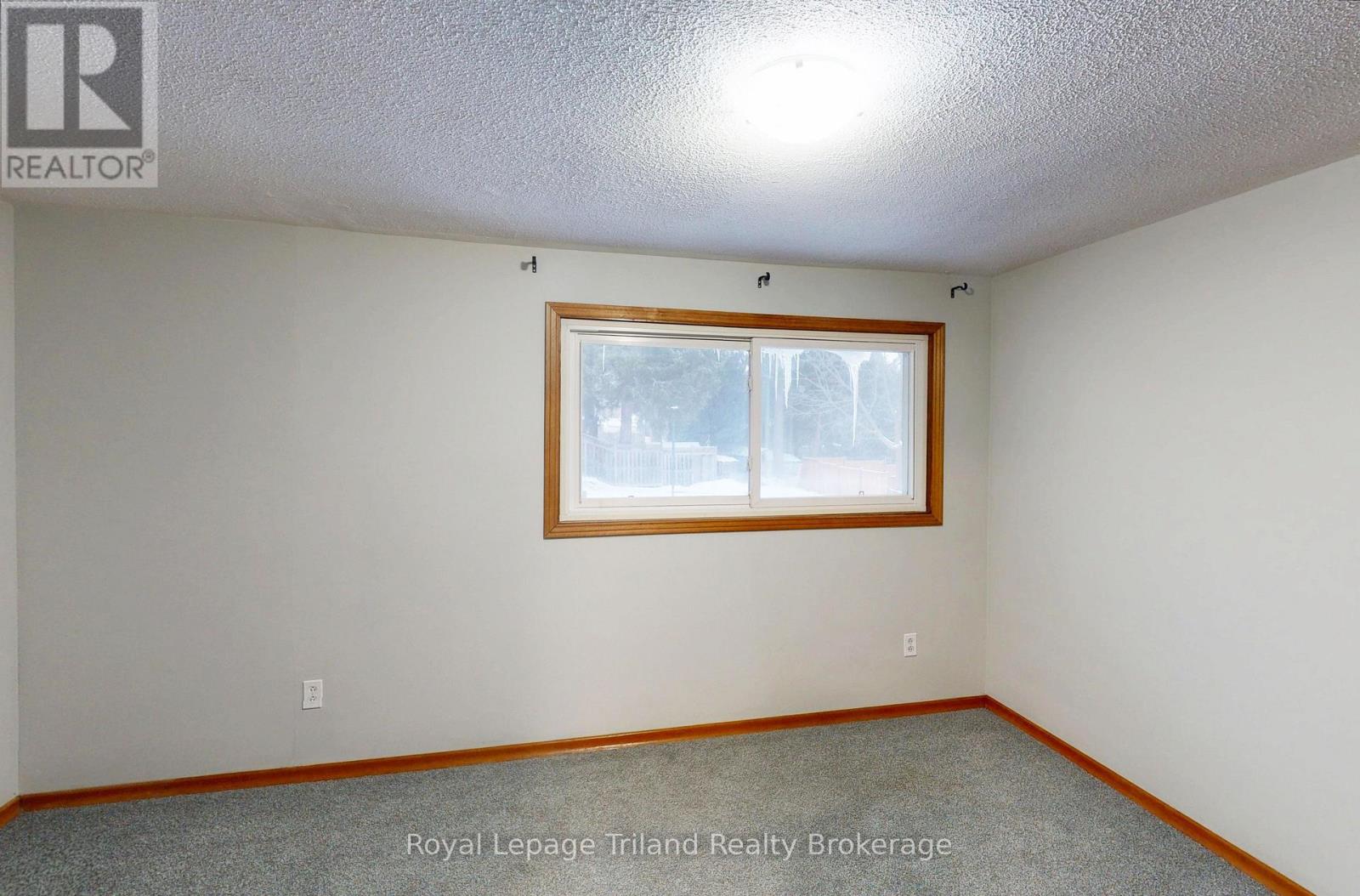 653 Northdale Drive, Woodstock (Woodstock - North), Ontario  N4S 5J8 - Photo 8 - X13537926