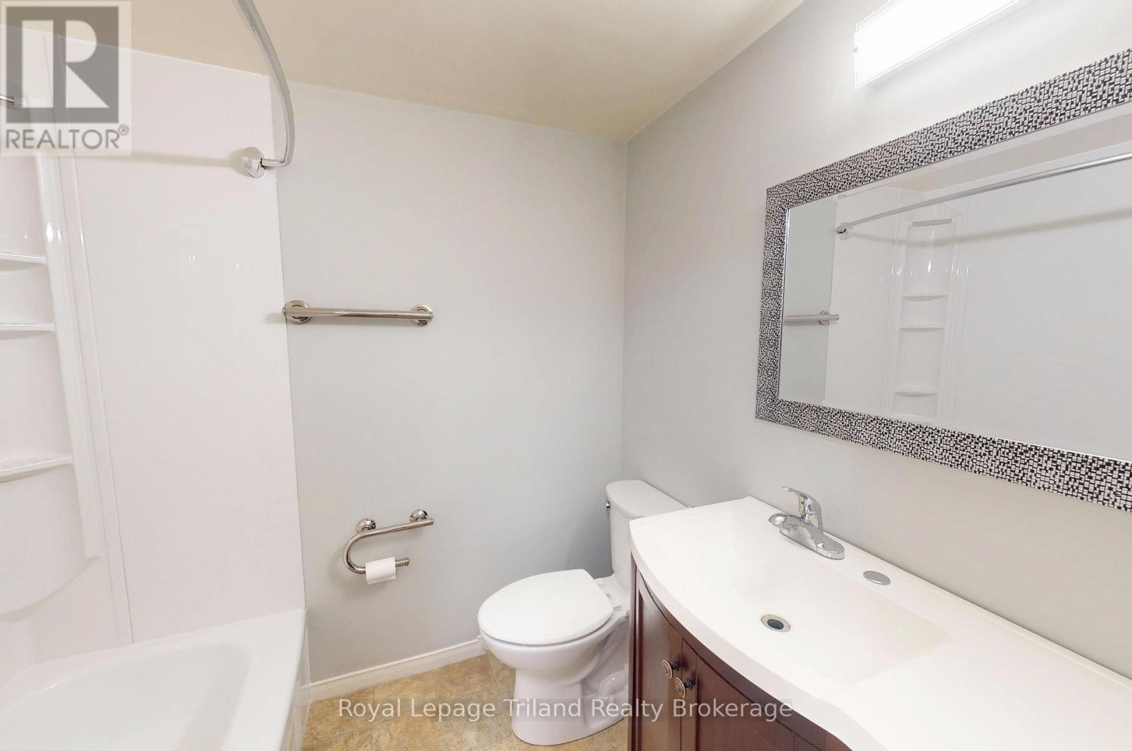 644 Brant Street, Woodstock (Woodstock - North), Ontario  N4S 5J8 - Photo 14 - X13537948