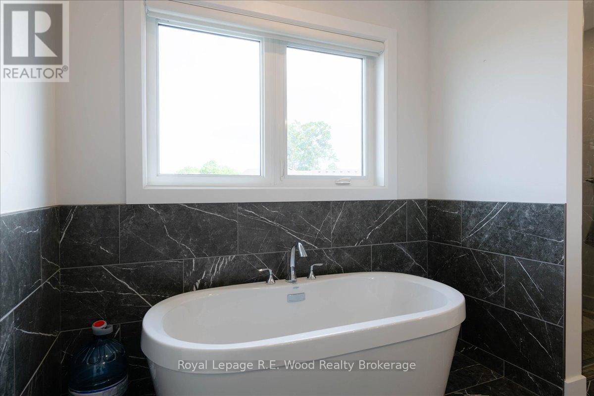72 Trailview Drive E, Tillsonburg, Ontario  N4G 0K1 - Photo 29 - X13538210