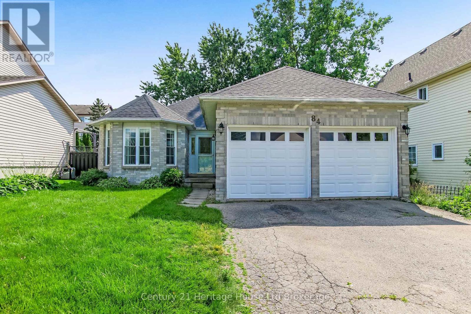 84 Anderson Street, Woodstock (Woodstock - South), Ontario  N4S 8X3 - Photo 2 - X13544048