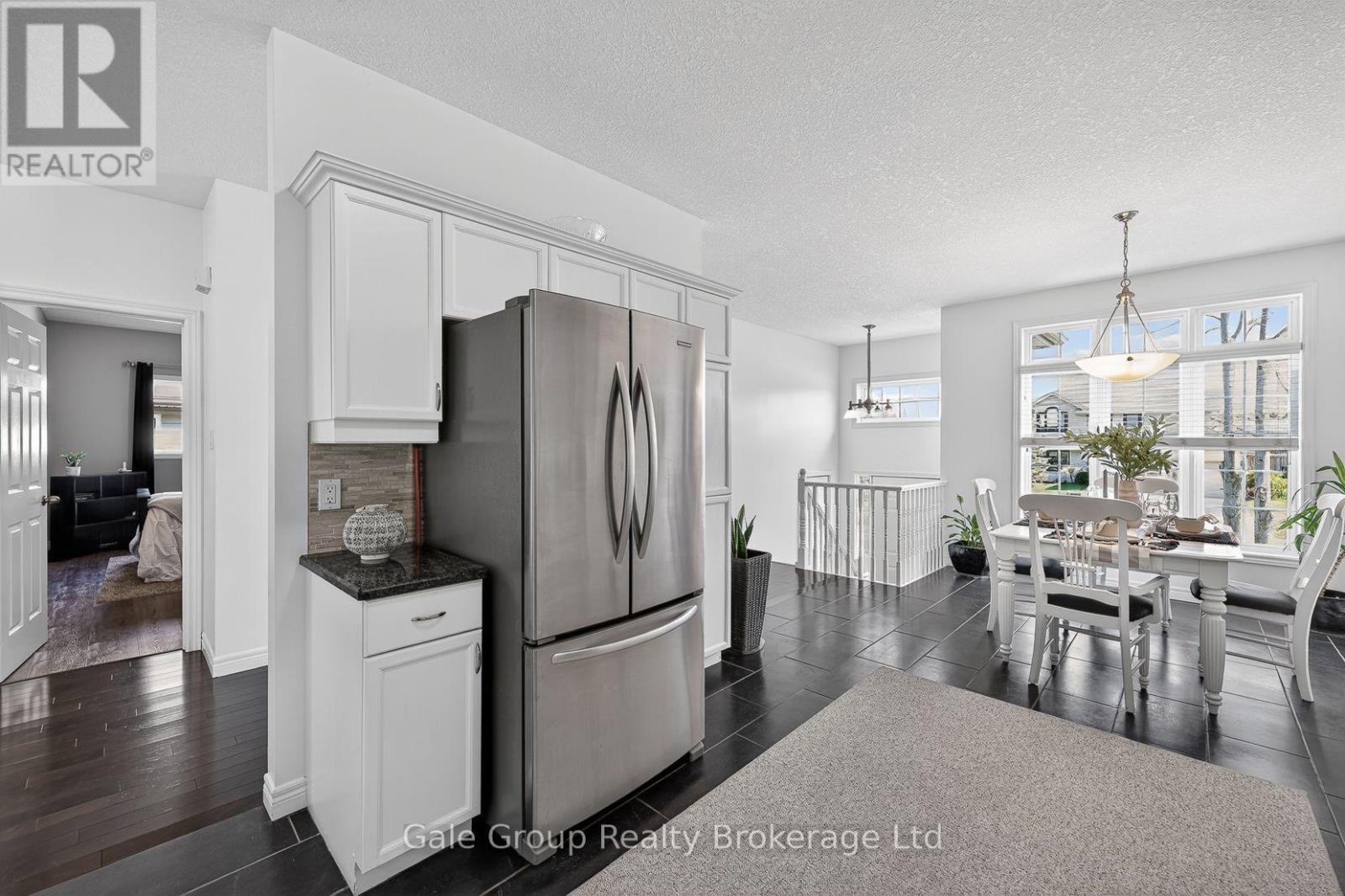 89 Woodvale Drive, Thames Centre (Dorchester), Ontario  N0L 1G3 - Photo 9 - X13545300