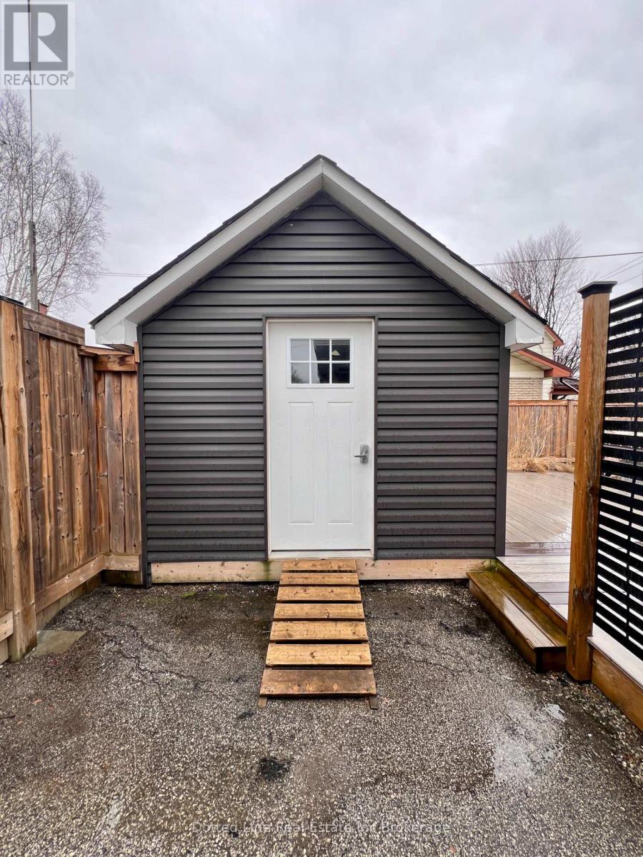 19 Wolf Street, Tillsonburg, Ontario  N4G 1S2 - Photo 8 - X13546544