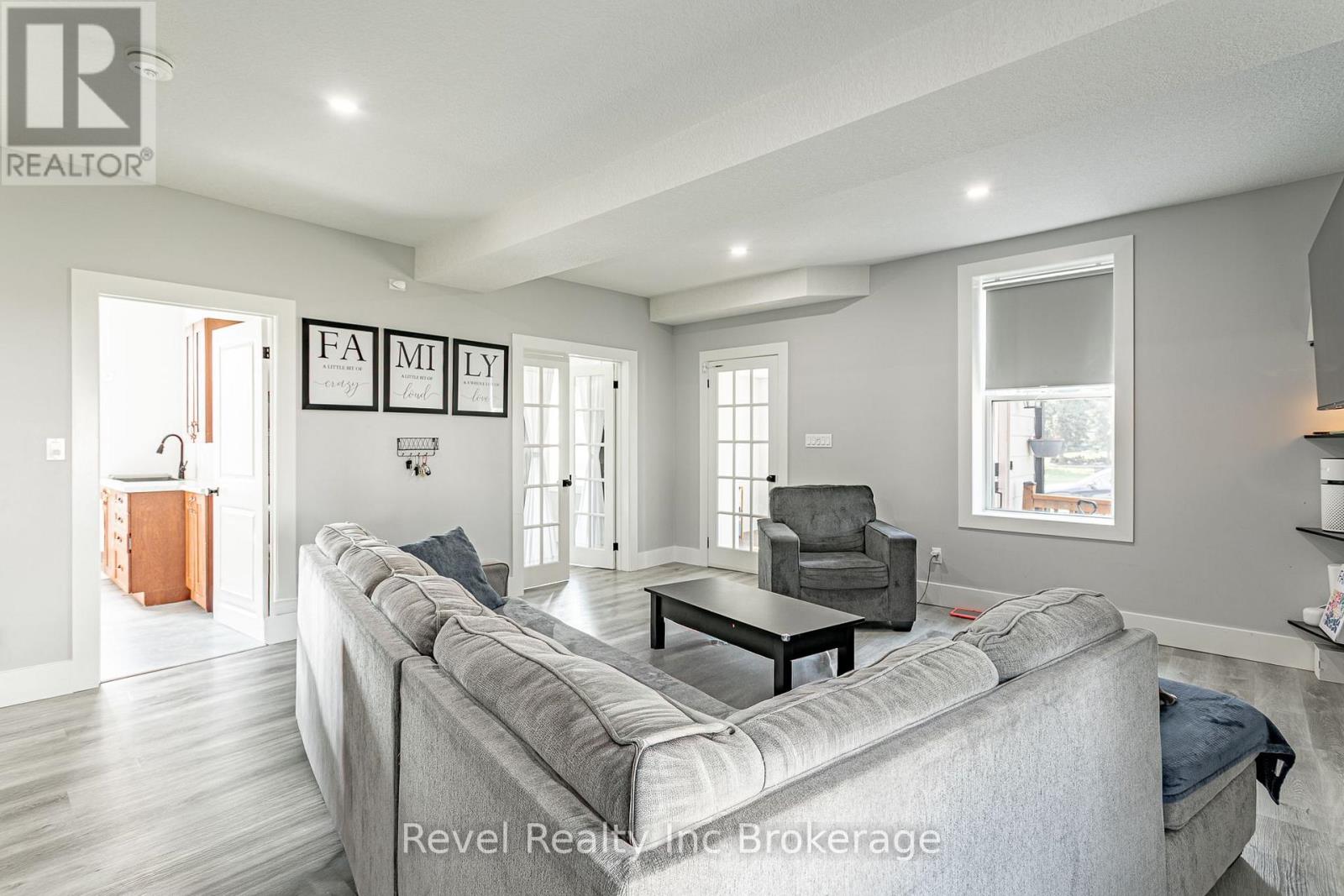 19 Murray Street, Blandford-Blenheim (Bright), Ontario  N0J 1B0 - Photo 7 - X13547416