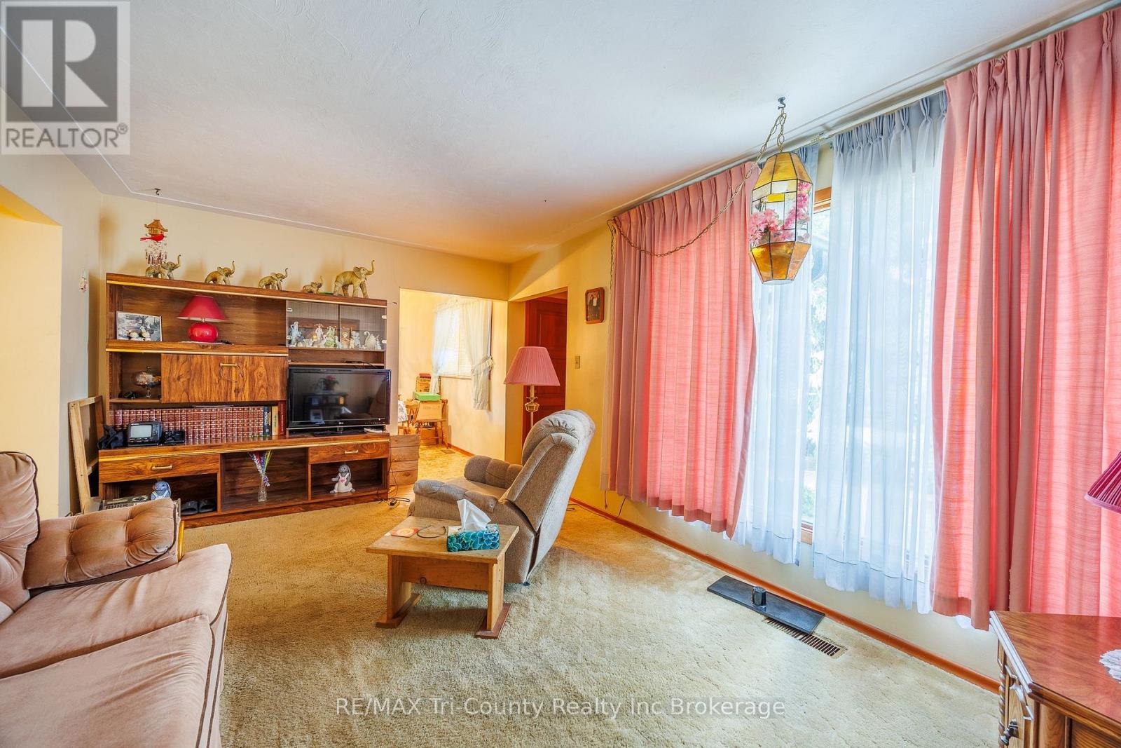 1393 Thorman Drive, Cambridge, Ontario  N3H 1A1 - Photo 8 - X13547594