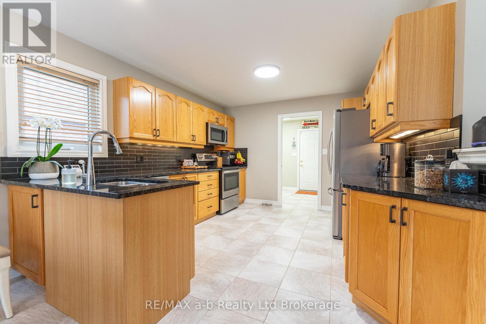 90 Weston Drive, Tillsonburg, Ontario  N4G 5W9 - Photo 12 - X13549320