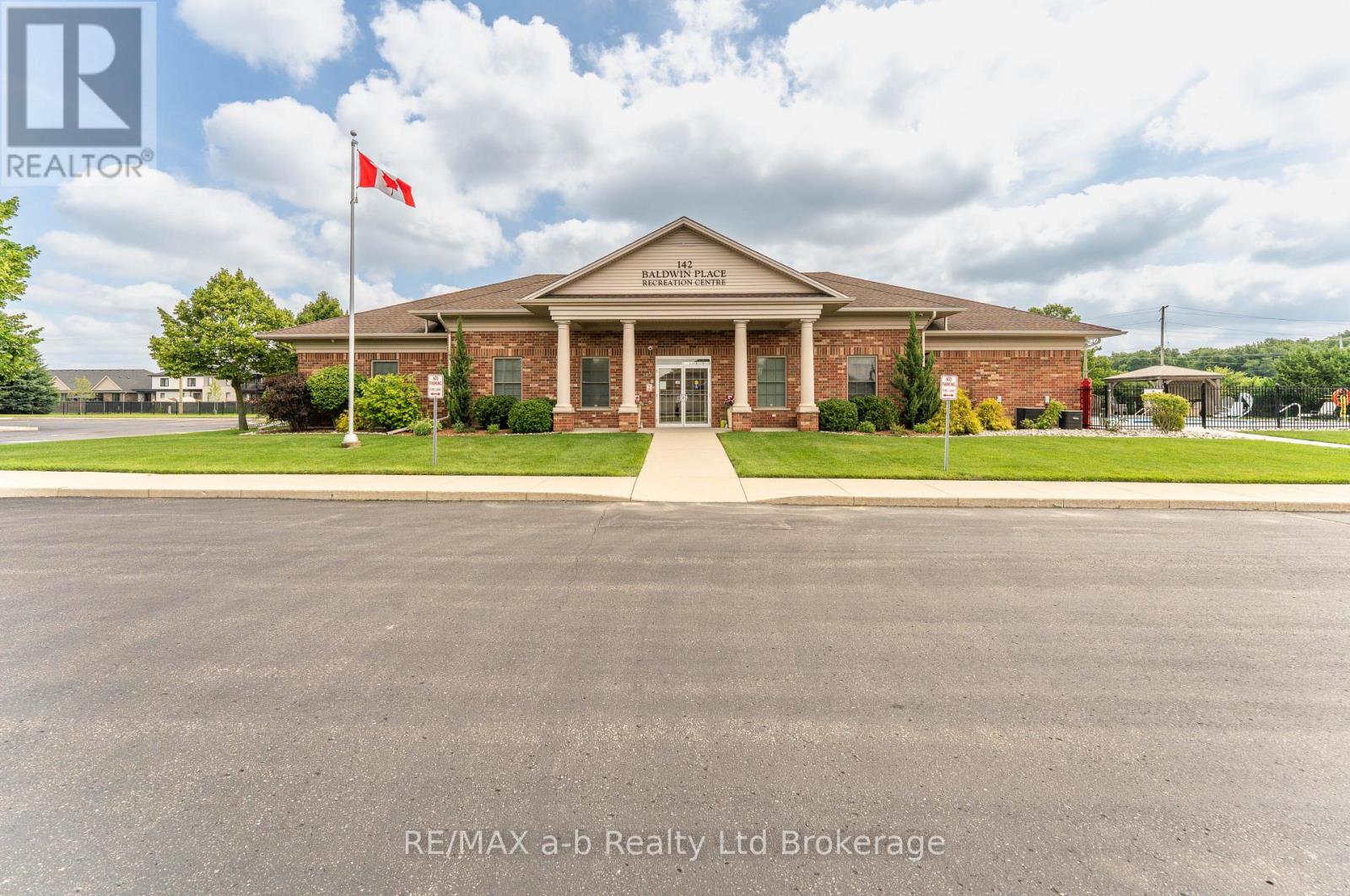 90 Weston Drive, Tillsonburg, Ontario  N4G 5W9 - Photo 49 - X13549320