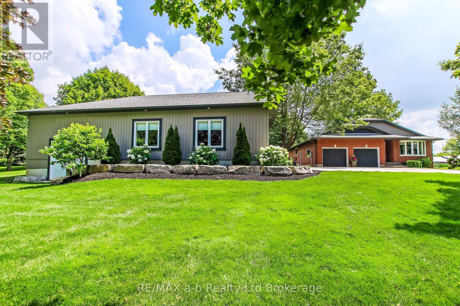 325840 Norwich Road, Norwich (Norwich Town), Ontario  N0J 1P0 - Photo 2 - X13549354