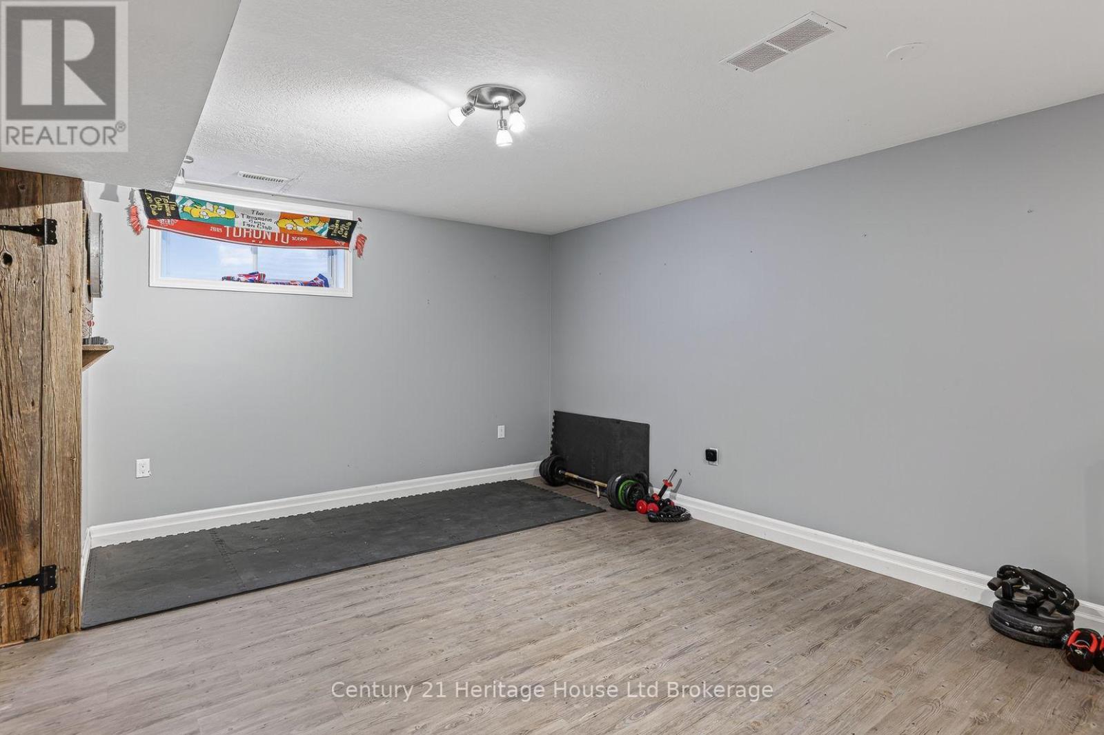 644 Hummingbird Crescent, Woodstock (Woodstock - North), Ontario  N4T 0B3 - Photo 32 - X13549444