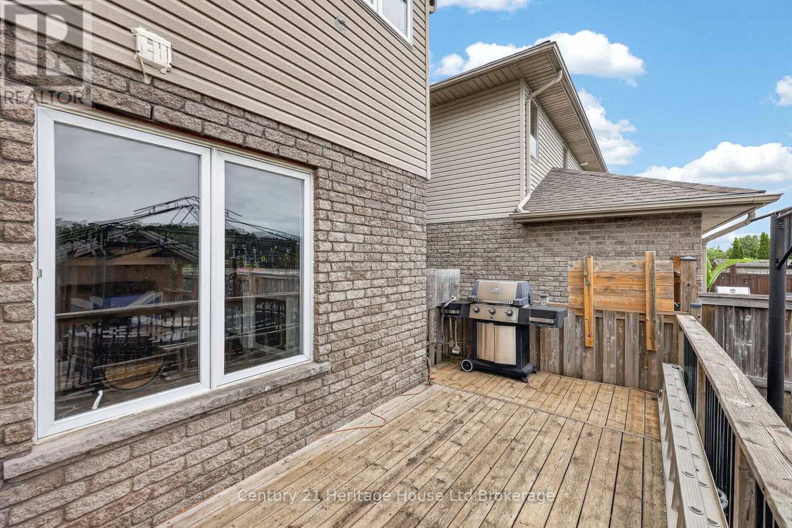 644 Hummingbird Crescent, Woodstock (Woodstock - North), Ontario  N4T 0B3 - Photo 36 - X13549444