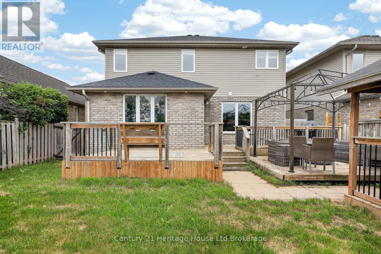 644 Hummingbird Crescent, Woodstock (Woodstock - North), Ontario  N4T 0B3 - Photo 39 - X13549444