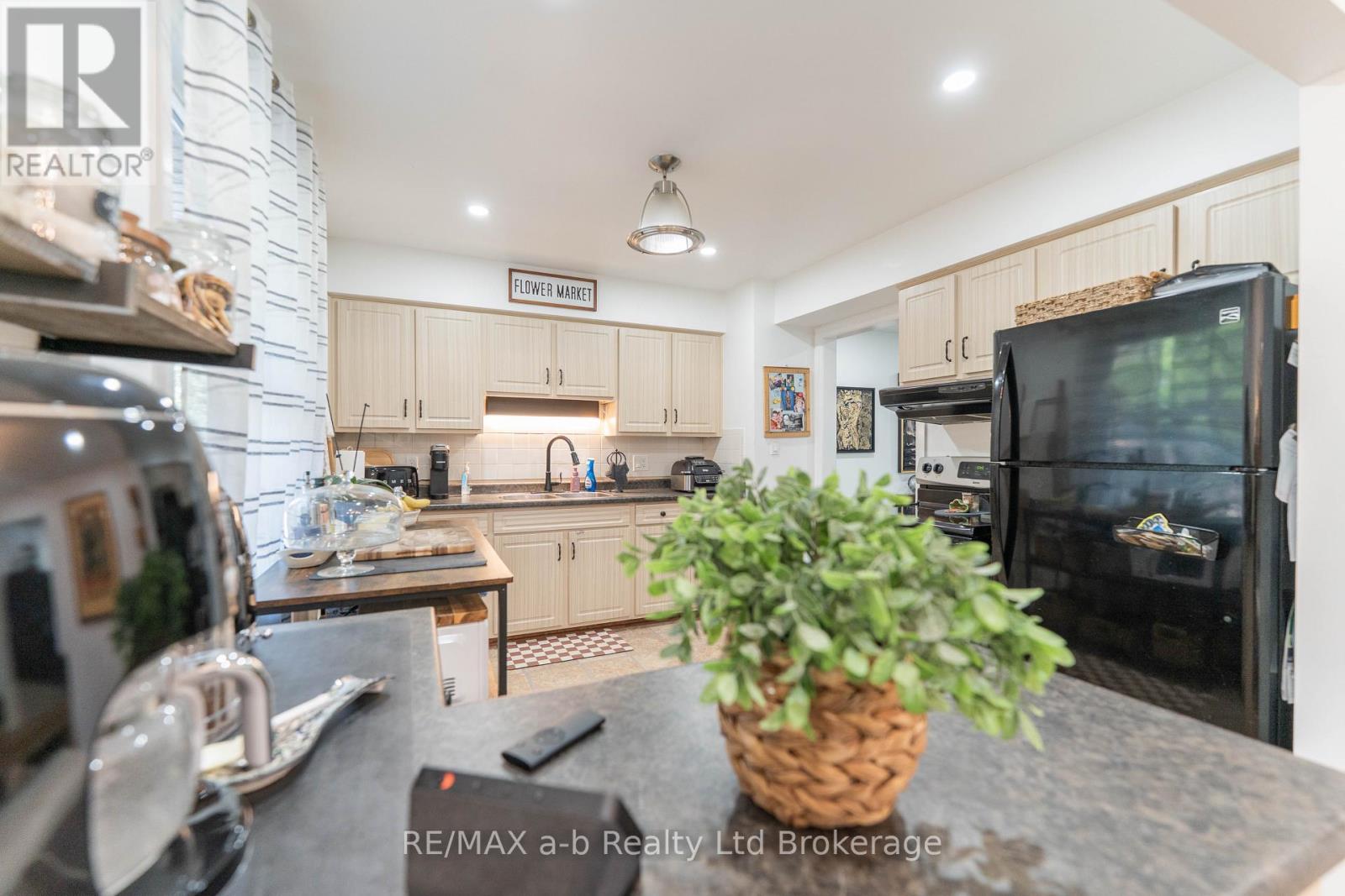 6 Camdon Court, Tillsonburg, Ontario  N4G 4B3 - Photo 10 - X13552480