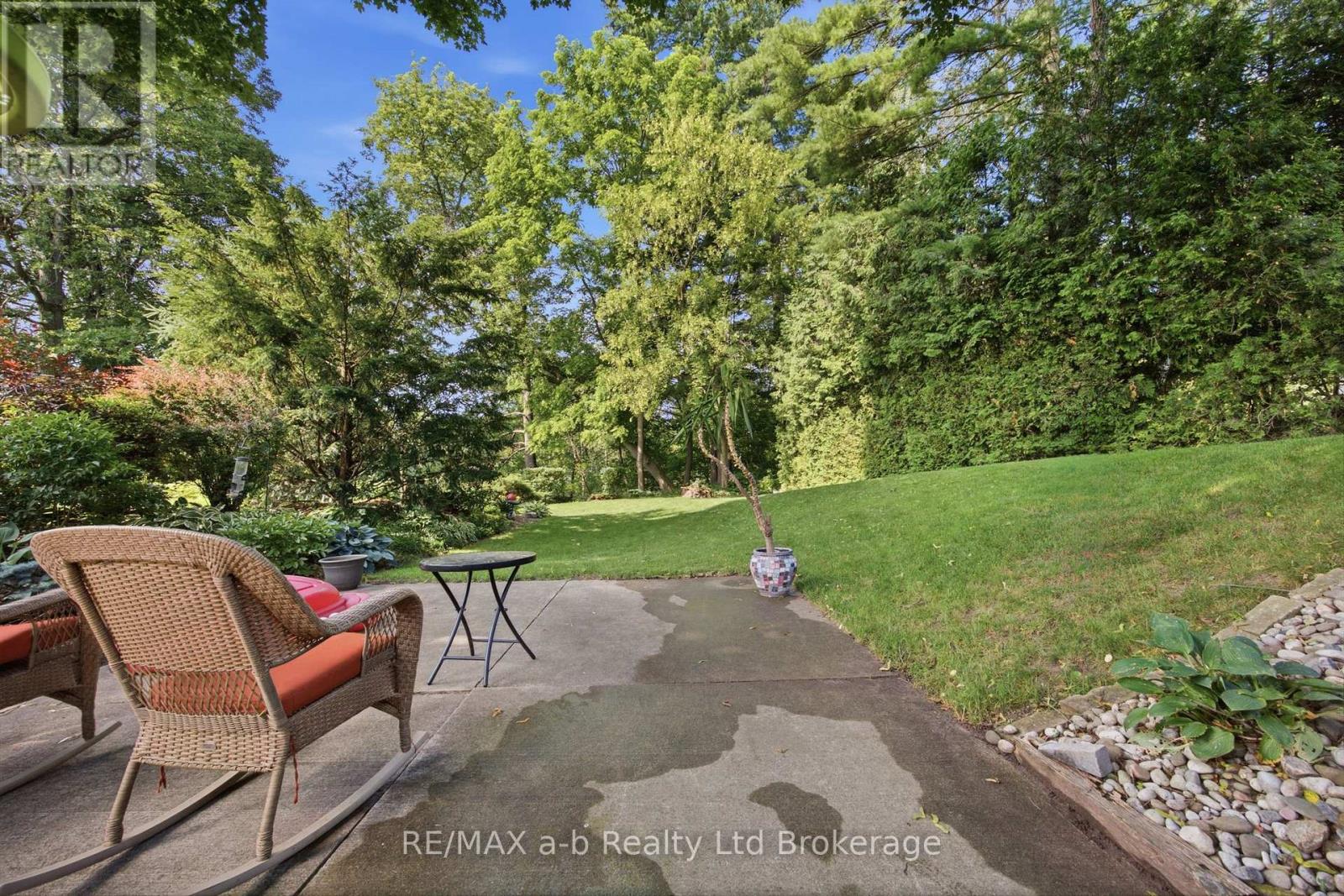 88 Hillside Avenue, Norfolk (Delhi), Ontario  N4B 1Y3 - Photo 14 - X13554758