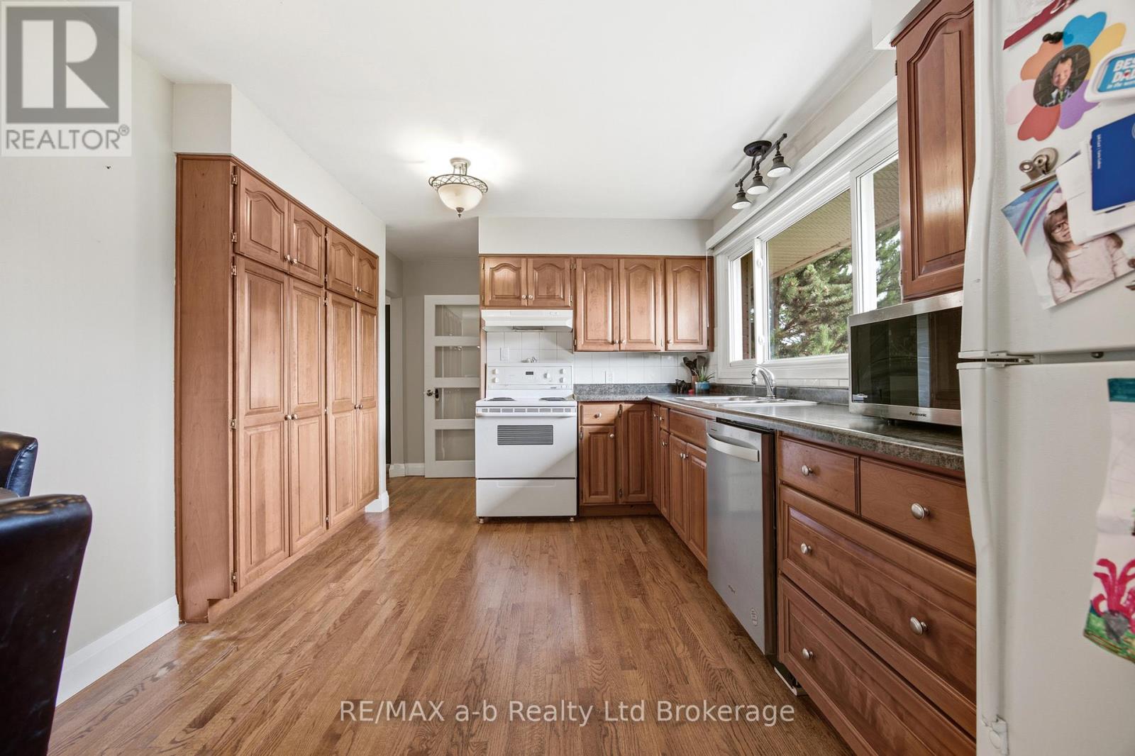 88 Hillside Avenue, Norfolk (Delhi), Ontario  N4B 1Y3 - Photo 22 - X13554758