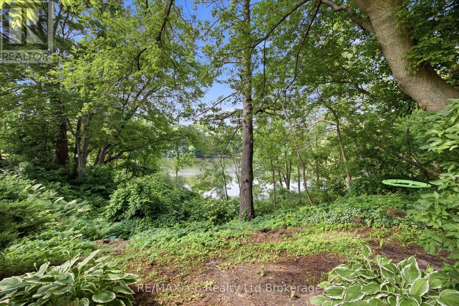 88 Hillside Avenue, Norfolk (Delhi), Ontario  N4B 1Y3 - Photo 9 - X13554758