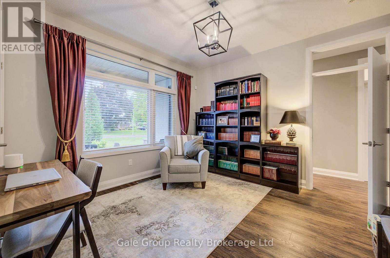 8 Pittock Park Road, Woodstock (Woodstock - North), Ontario  N4S 7W1 - Photo 5 - X13555004