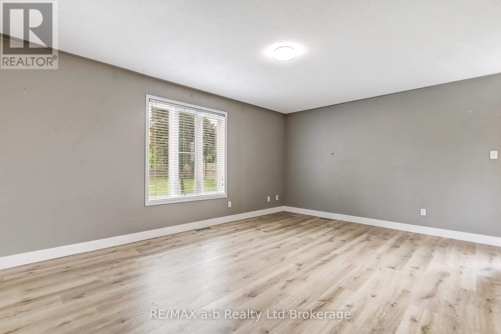 39 Primrose Drive, Tillsonburg, Ontario  N4G 5S7 - Photo 11 - X13544212