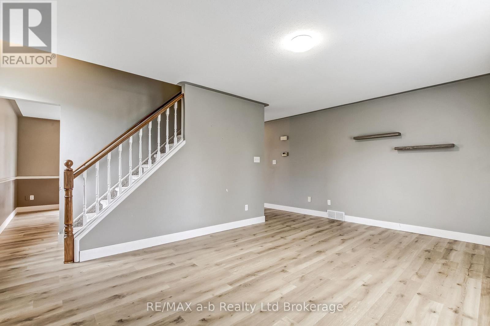 39 Primrose Drive, Tillsonburg, Ontario  N4G 5S7 - Photo 12 - X13544212