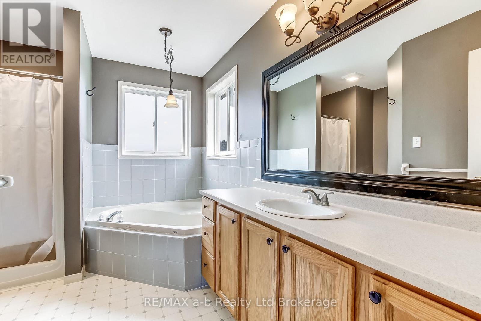 39 Primrose Drive, Tillsonburg, Ontario  N4G 5S7 - Photo 13 - X13544212
