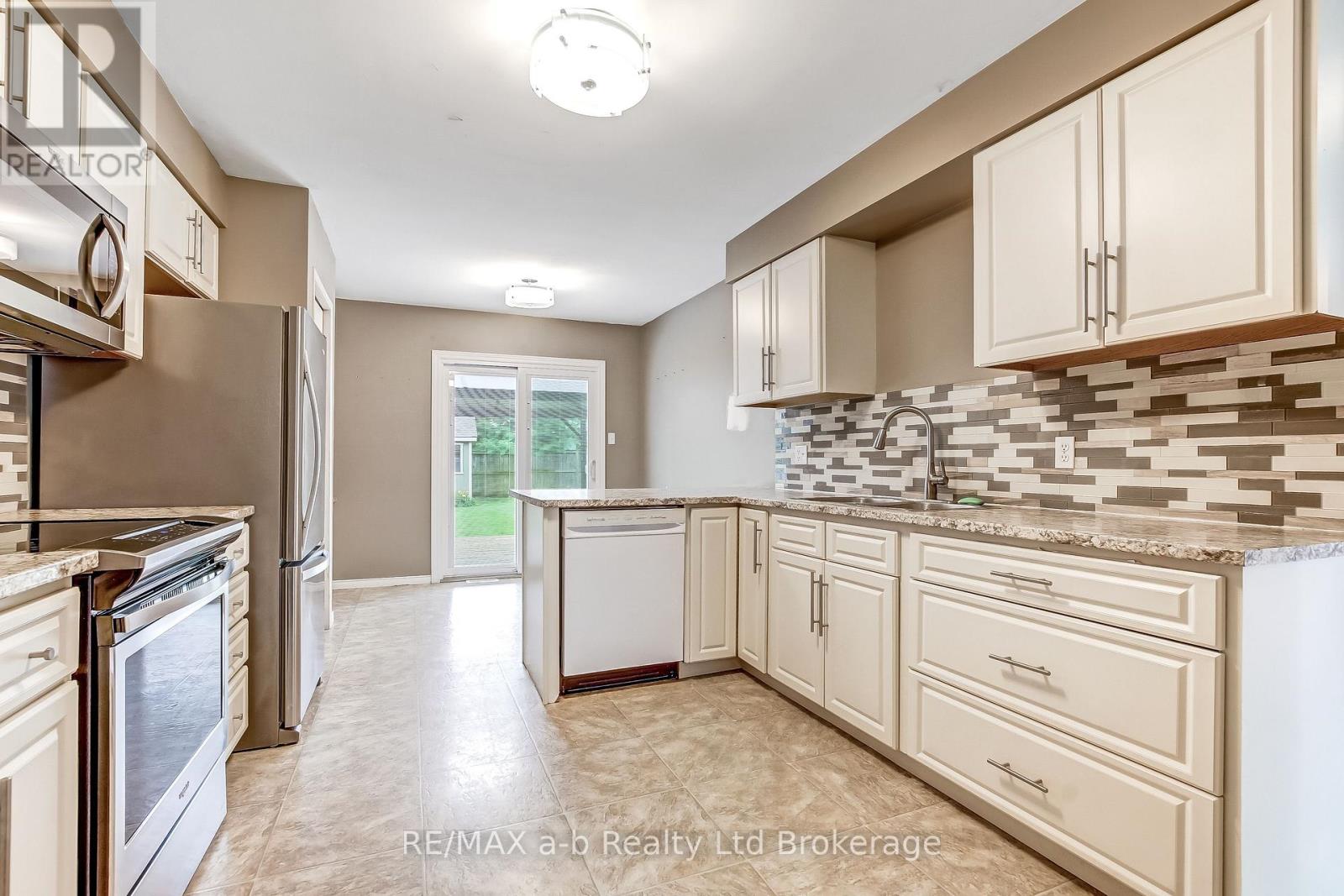 39 Primrose Drive, Tillsonburg, Ontario  N4G 5S7 - Photo 7 - X13544212
