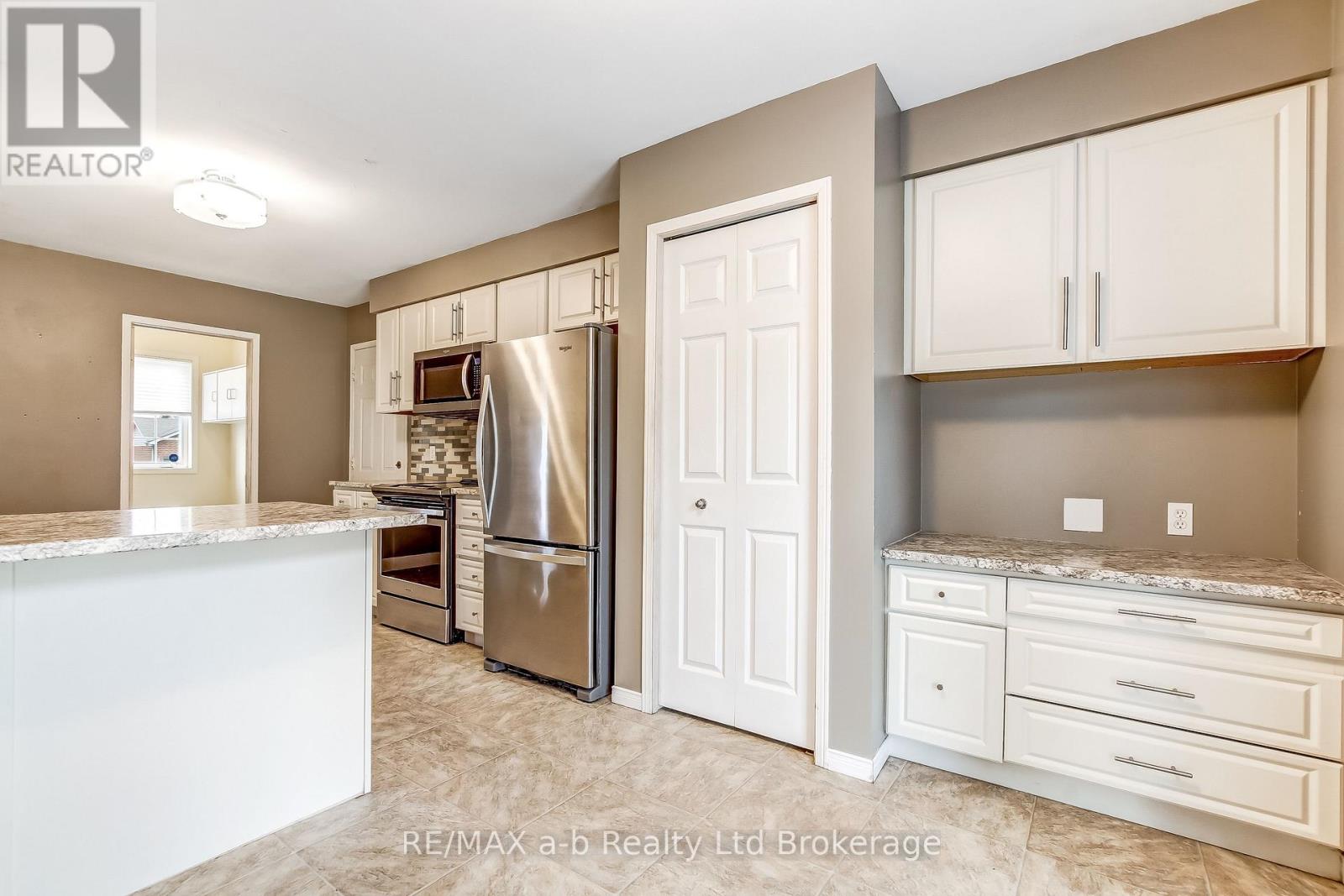 39 Primrose Drive, Tillsonburg, Ontario  N4G 5S7 - Photo 8 - X13544212